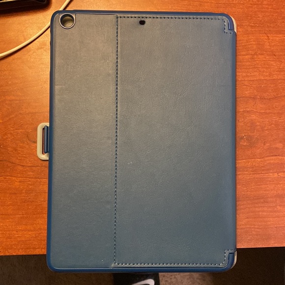 iPad Air cover - Picture 3 of 4